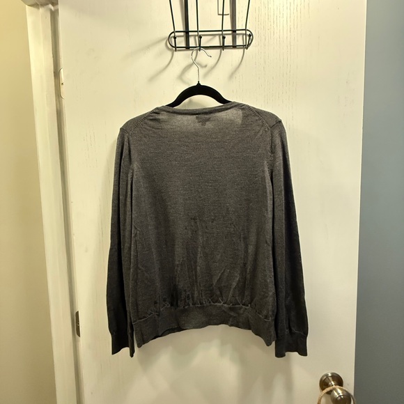 Talbots Cardigan 100% Italian Merino W/Silk Ruffle Detail Cat Eye Buttons SZ XL - Picture 3 of 8